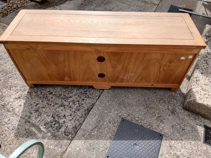 oak tv unit