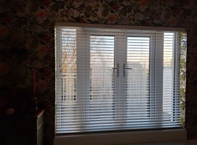 Venetian Blinds White