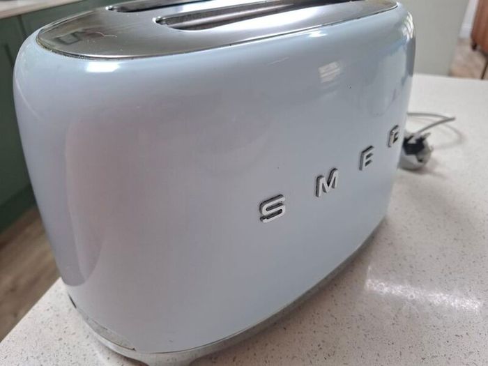 Smeg toaster