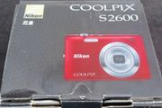 Nikon COOLPIX S2600 Digital Camera 14.0MP 5x Optical Zoom Red Noise Reduction