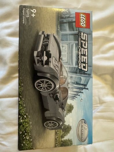 Lego Speed Champions 76915 - Pagani Utopia, Italian Hypercar (249 Pieces)