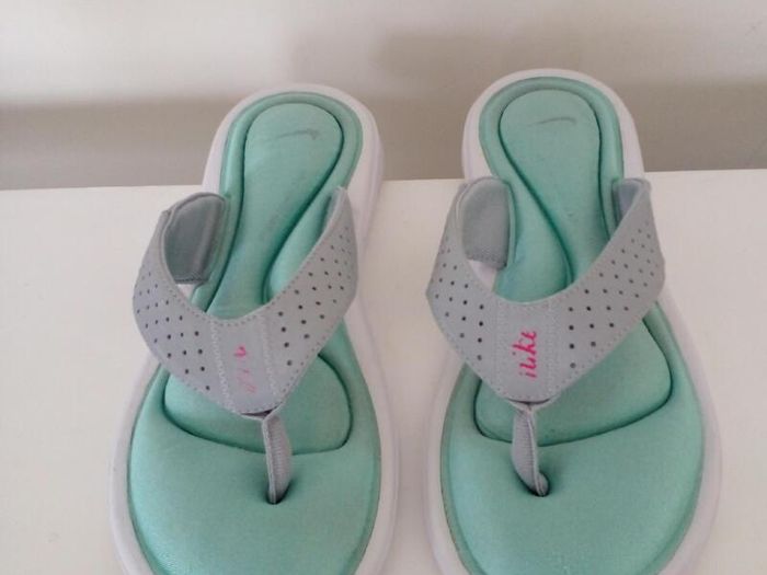 Nike flip flops UK 3