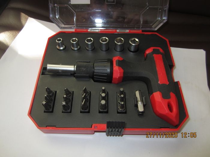 Ratchet Socket / Screwbit Set