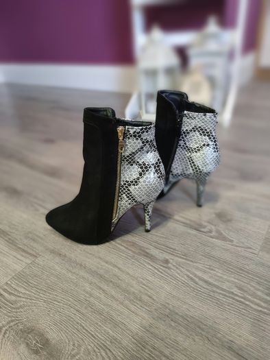 Snake Skin Pattern Stilettos High Heels