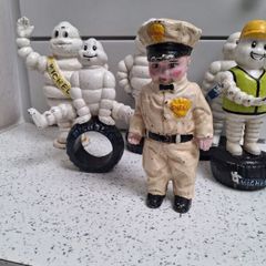 Michelin man figures