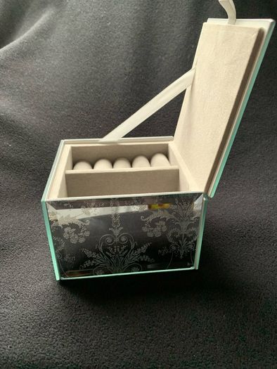 jewlery box
