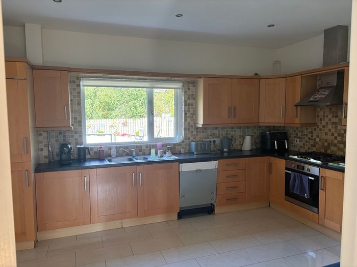 Kitchen units