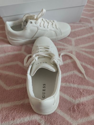 Guess sneakers unisex white
