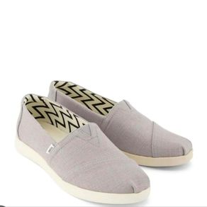 Grey Toms Shoes Size 6