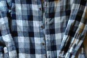 Boys long sleeve shirt, like new, 11-12 years