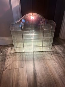 Mini crystal cabinet unit