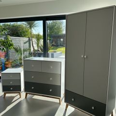 Bedroom Furniture Set
