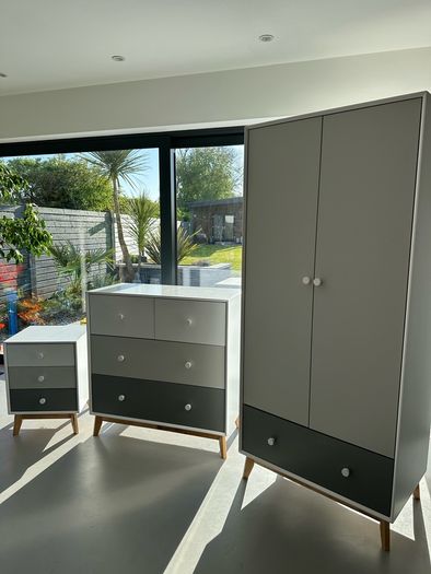 Bedroom Furniture Set