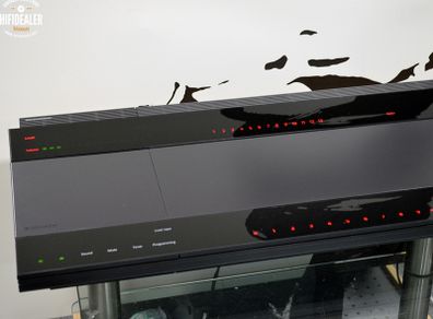 Stunning Vintage iconic Bang and Olufsen Beocenter 8000 System High power Amplifier CD player Tuner And Tape Recorder with Dolby HX Pro Stunning condition a real Timeless center piece
