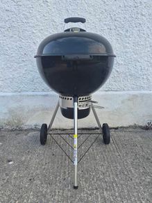 Weber 57cm Charcoal BBQ