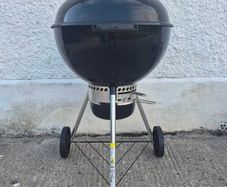Weber 57cm Charcoal BBQ