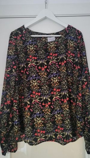 Compania Fantastica black floral blouse Sz XL ( Fit 12-14 UK) - Rrp 70 ( New)