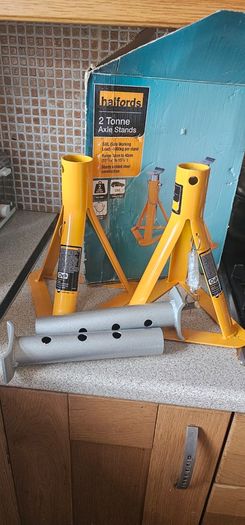 Axle stands