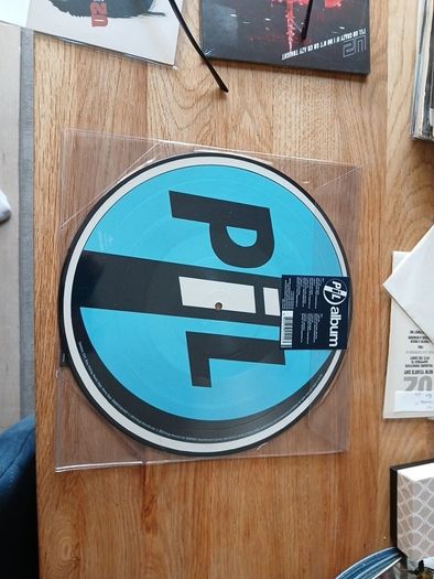 P I l 12" record Picture disc