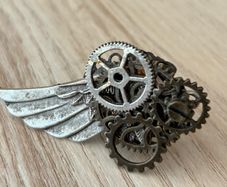 Handmade steampunk sizeable ring