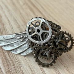 Handmade steampunk sizeable ring