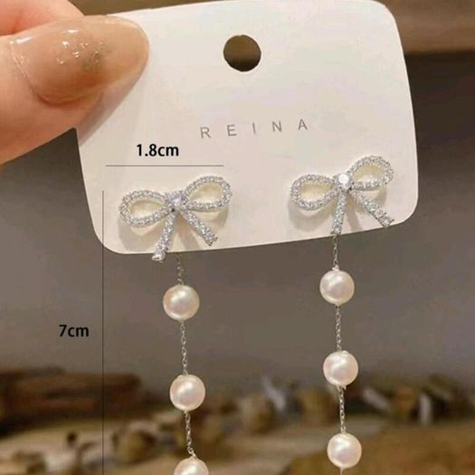 Bow pearl earrings
