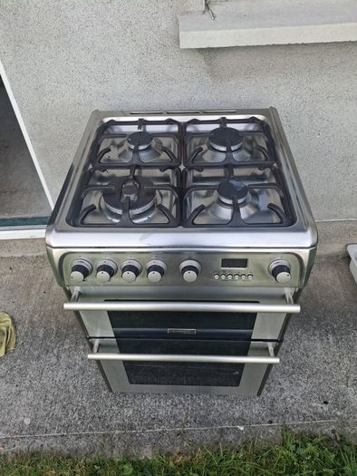 Gas cooker