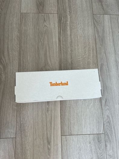 Timberland shoes size 4 new