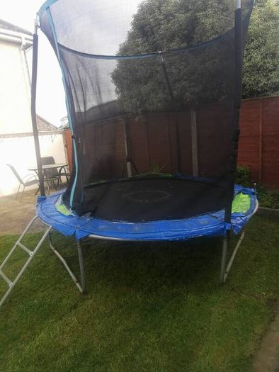 Trampoline