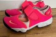 Pink Nike Air Rift