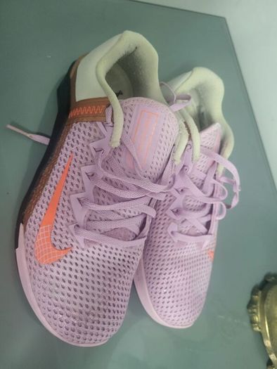 nike shoes size 6.5 uk 26 cm