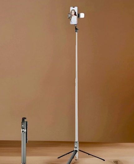 Bluetooth Selfie Stick Tripod with 2 LED Lights 170cm Extendable Phone Stand
