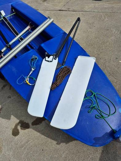 sailing dinghy