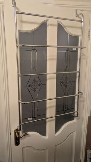 Towel rack
