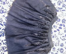 Navy skirt 5-6yrs