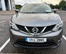 Nissan Qashqai 1.2 SV CVT Premium  Automatic 2017