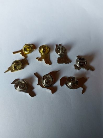 Eight Birds, Lapel Pin/Badges/Brooches