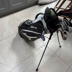 Golf clubs