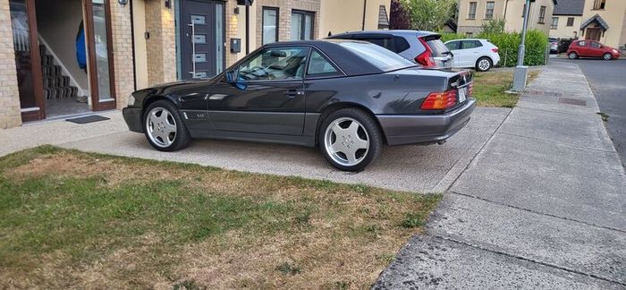Mercedes-Benz SL-Class 1995