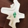 Belleek Tree Trunk with 3 Brunches Vase,   Shamrocks pattern Image 4