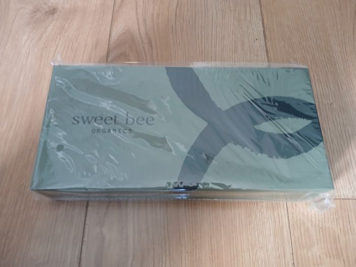 Sweet Bee Organics sleep mask, sage green, new in box