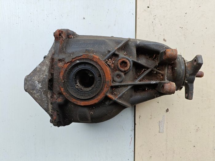 Mercedes W211 Rear Differential.