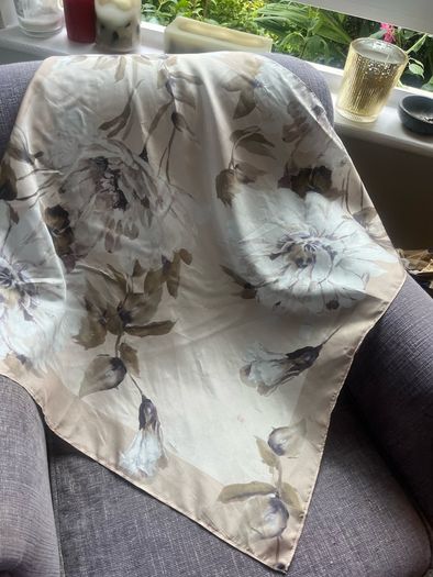 Gustav Ladies Scarf