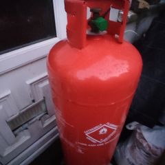 Gas