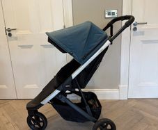 Thule Spring Travel Pram / Buggy