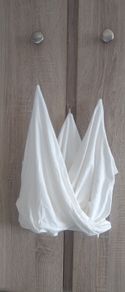 New white top with invisible straps crop top with the big decolate size extra small