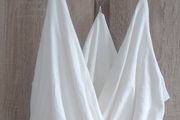 New white top with invisible straps crop top with the big decolate size extra small