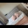 King size bed Image 2