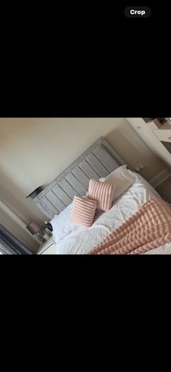 King size bed