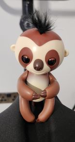 Fingerlings Baby Sloth interactive toy